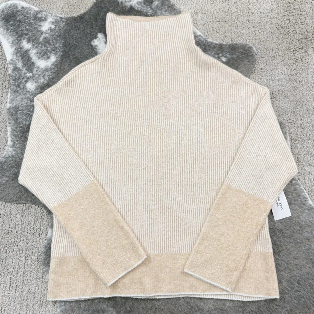 NWT Calvin Klein Sweater - Picture 2 of 10